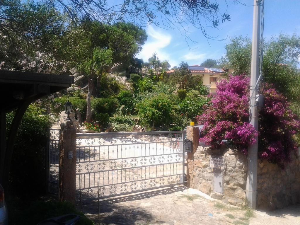 La Fonte Dell'Ulivo 3 Bed and Breakfast La Maddalena  Buitenkant foto