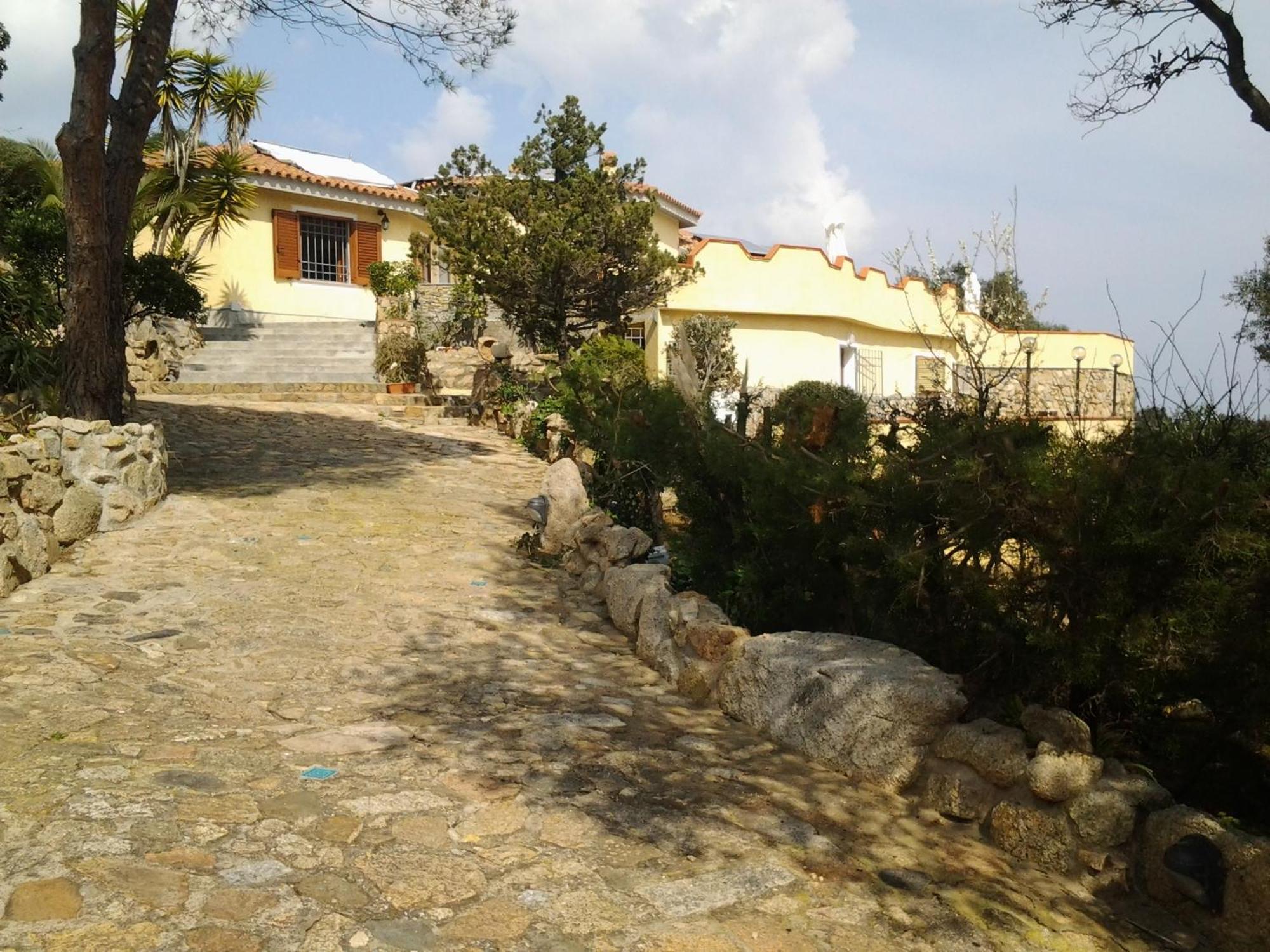 La Fonte Dell'Ulivo 3 Bed and Breakfast La Maddalena  Buitenkant foto
