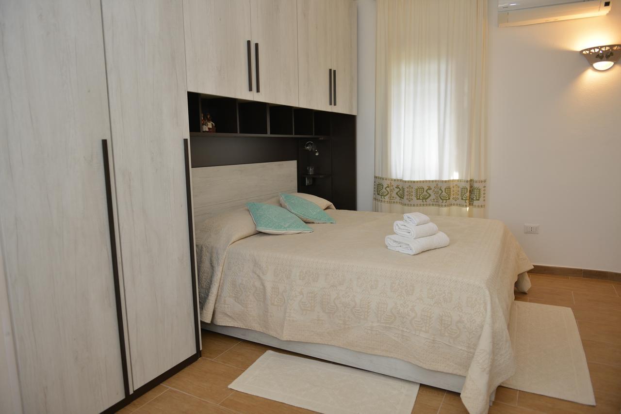 La Fonte Dell'Ulivo 3 Bed and Breakfast La Maddalena  Buitenkant foto