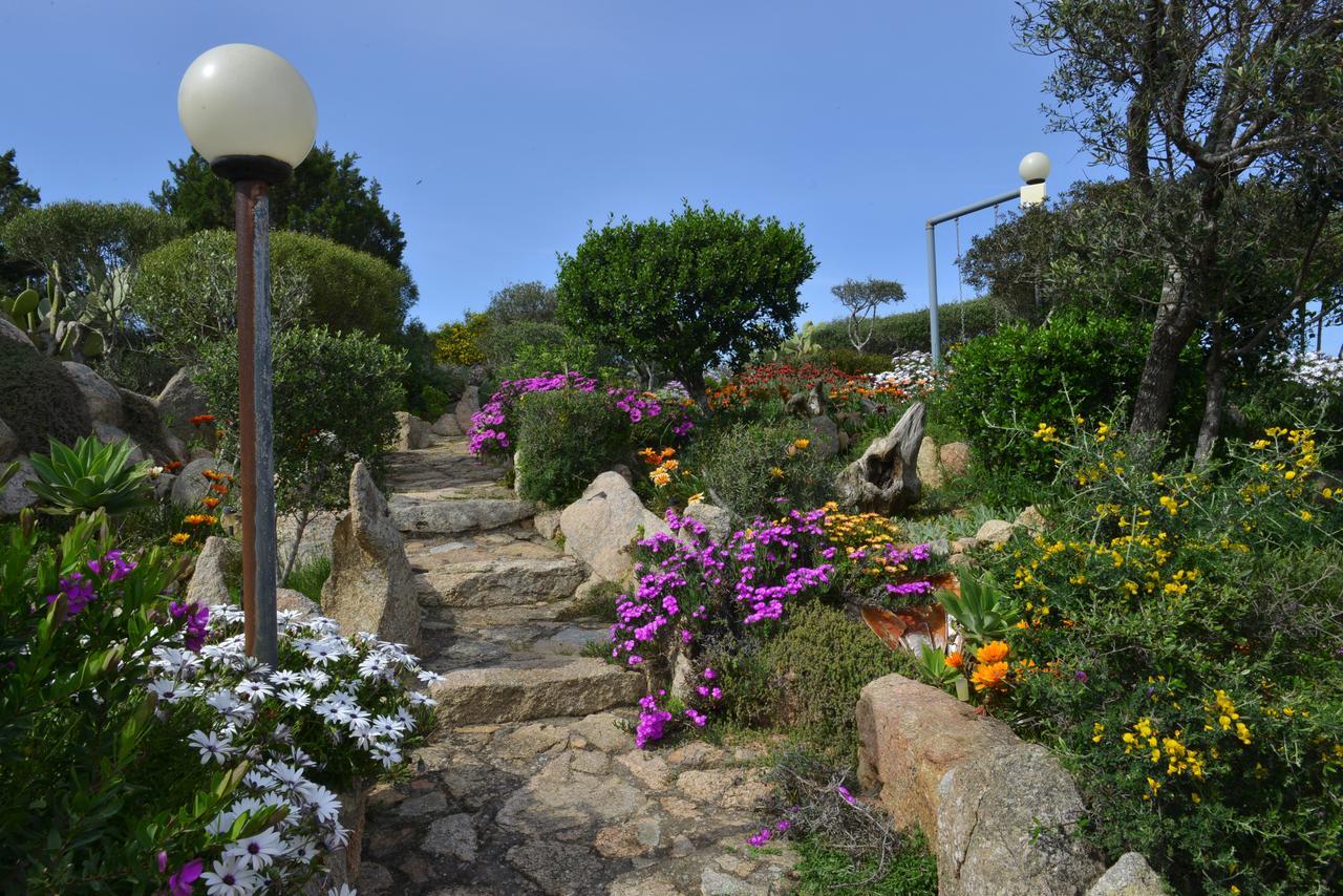 La Fonte Dell'Ulivo 3 Bed and Breakfast La Maddalena  Buitenkant foto